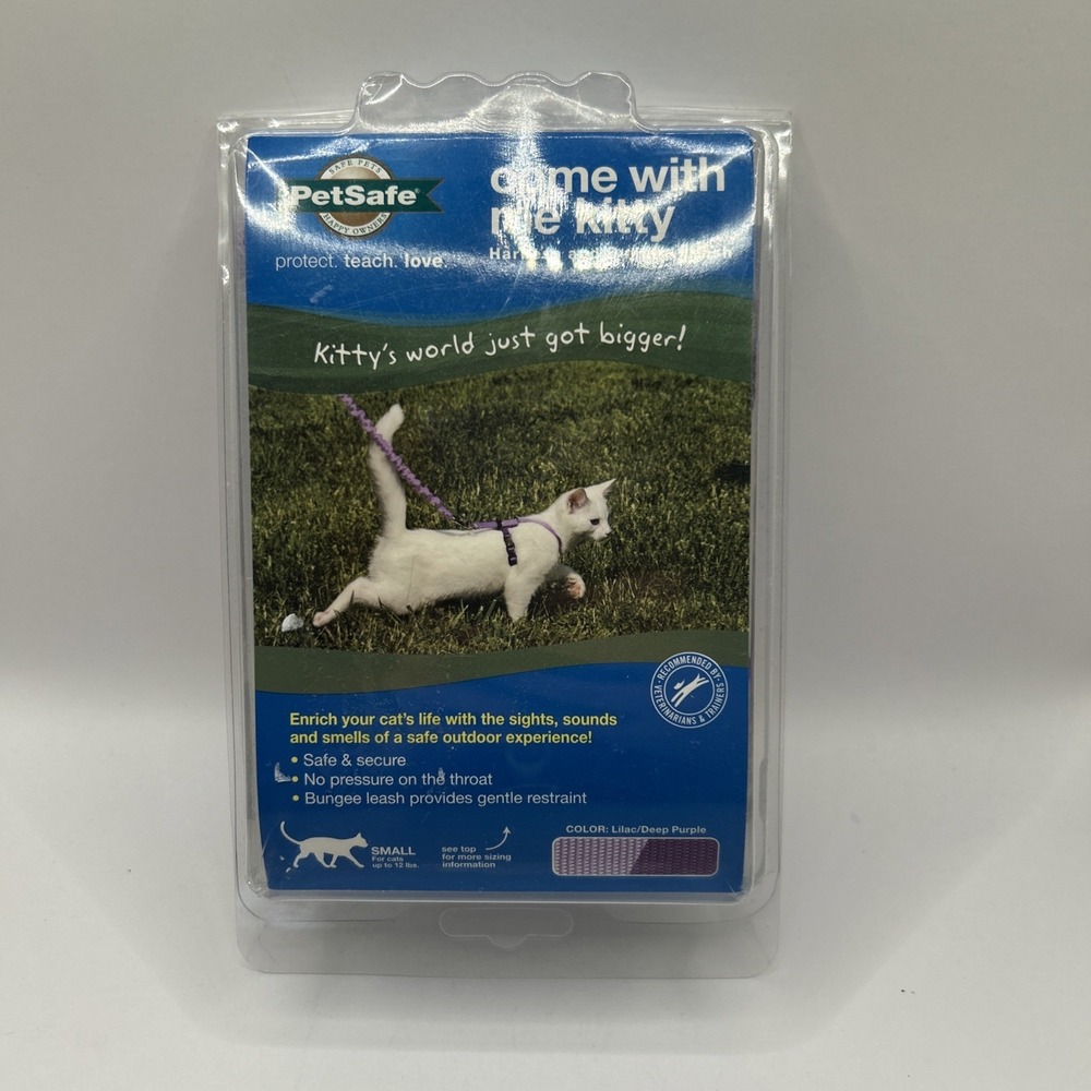 PetSafe Come With Me Kitty Harness & Bungee Leash – Small – Lilac/Deep Purpl